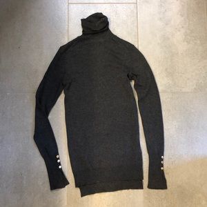 Dark grey turtleneck size S